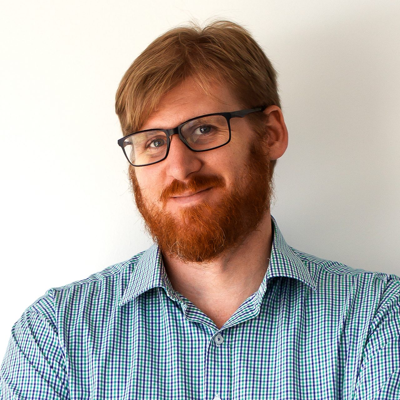 Colour portrait photo of Lachlan